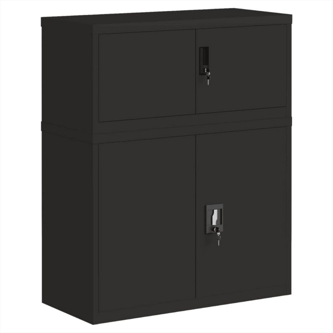 Das Sideboard zeigt sich in Schwarz